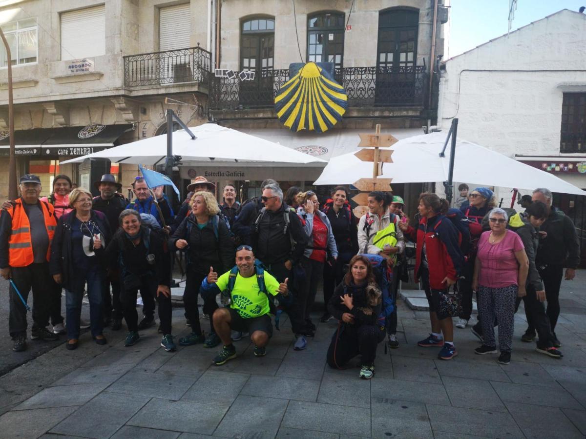 Albergue -Wifi- O Apartamento -No Wifi- Camino Santiago Porrino - En Pleno Centro - City Centre מראה חיצוני תמונה