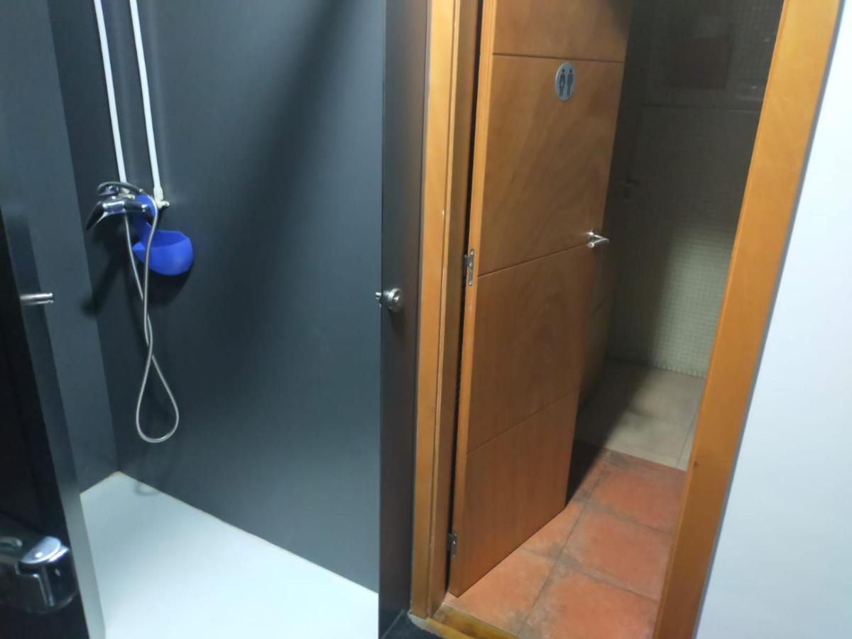 Albergue -Wifi- O Apartamento -No Wifi- Camino Santiago Porrino - En Pleno Centro - City Centre מראה חיצוני תמונה