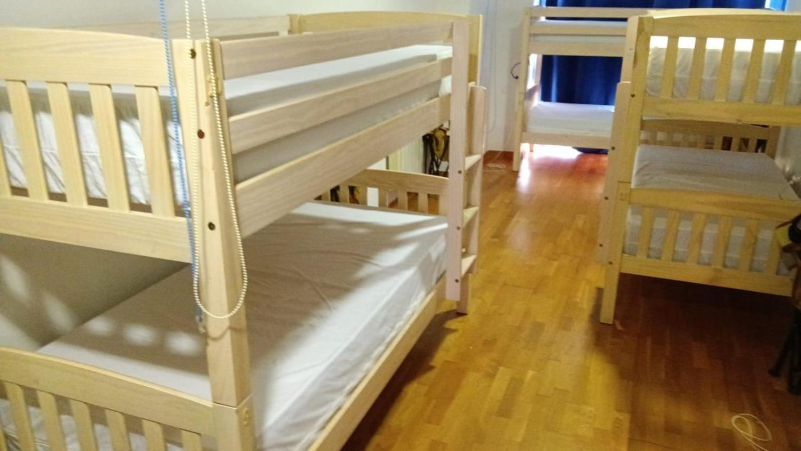 Albergue -Wifi- O Apartamento -No Wifi- Camino Santiago Porrino - En Pleno Centro - City Centre מראה חיצוני תמונה