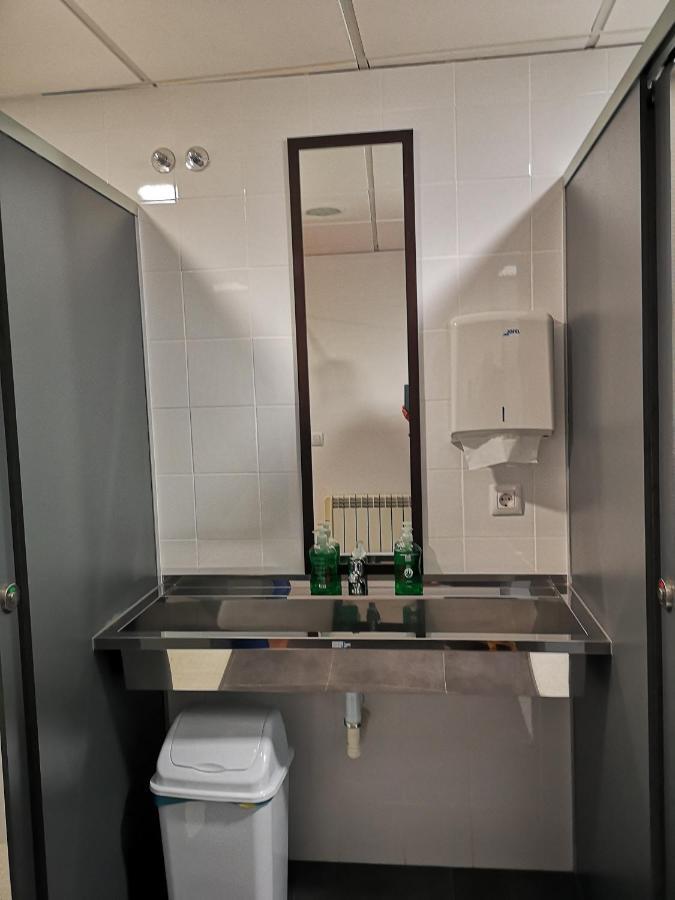 Albergue -Wifi- O Apartamento -No Wifi- Camino Santiago Porrino - En Pleno Centro - City Centre מראה חיצוני תמונה